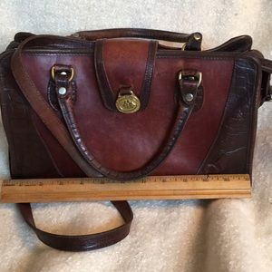 BRAHMIN shoulder bag. 12 x 7 x 4. 43 inch strap